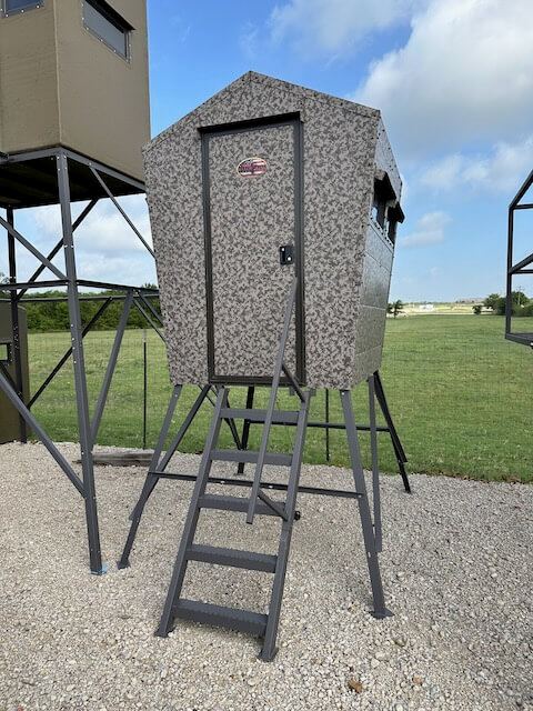 Ranch King Little Buck Deer Blind w/4' Tower - Town & Country Sales